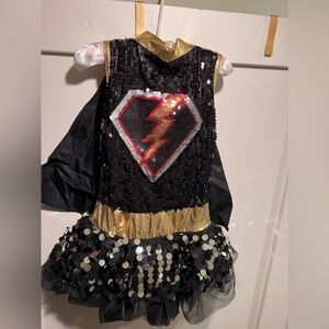 Little girls dance costumes detachable cape